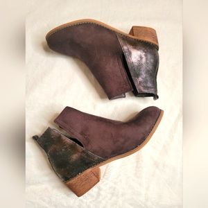 Boutique by Corkys 10